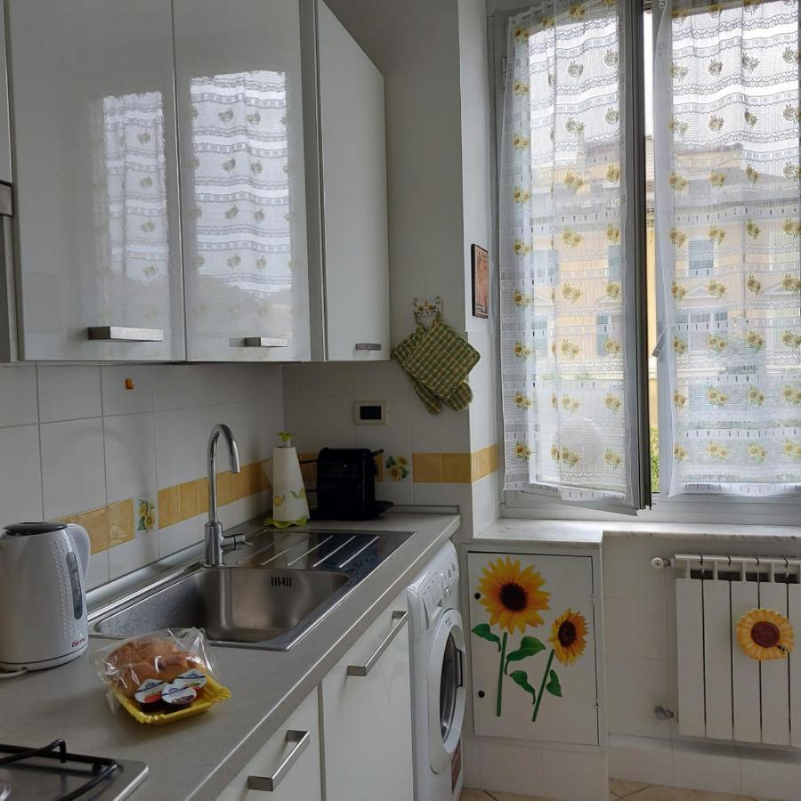La Casa Dei Girasoli Genoa Exterior photo